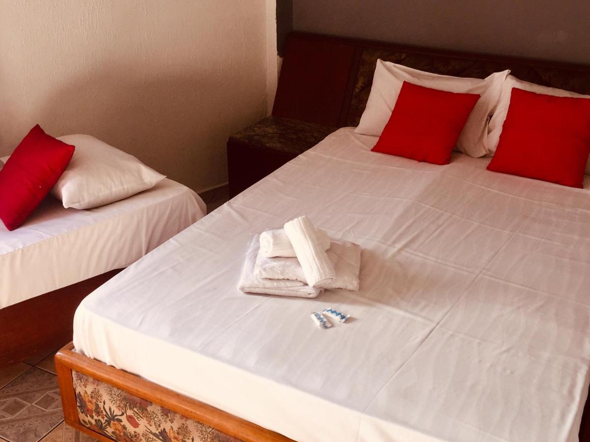 Hotel Cambara Озаску Екстер'єр фото