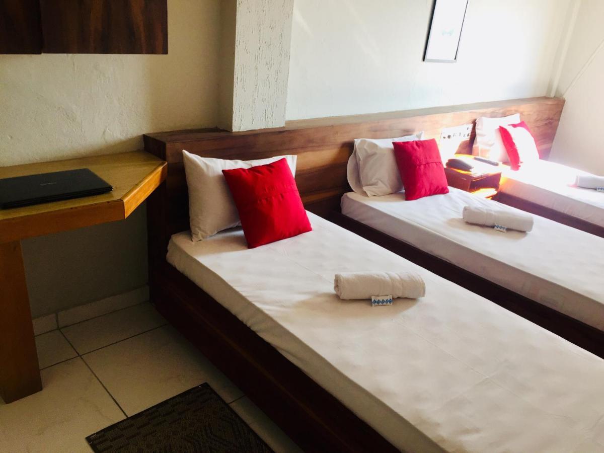 Hotel Cambara Озаску Екстер'єр фото