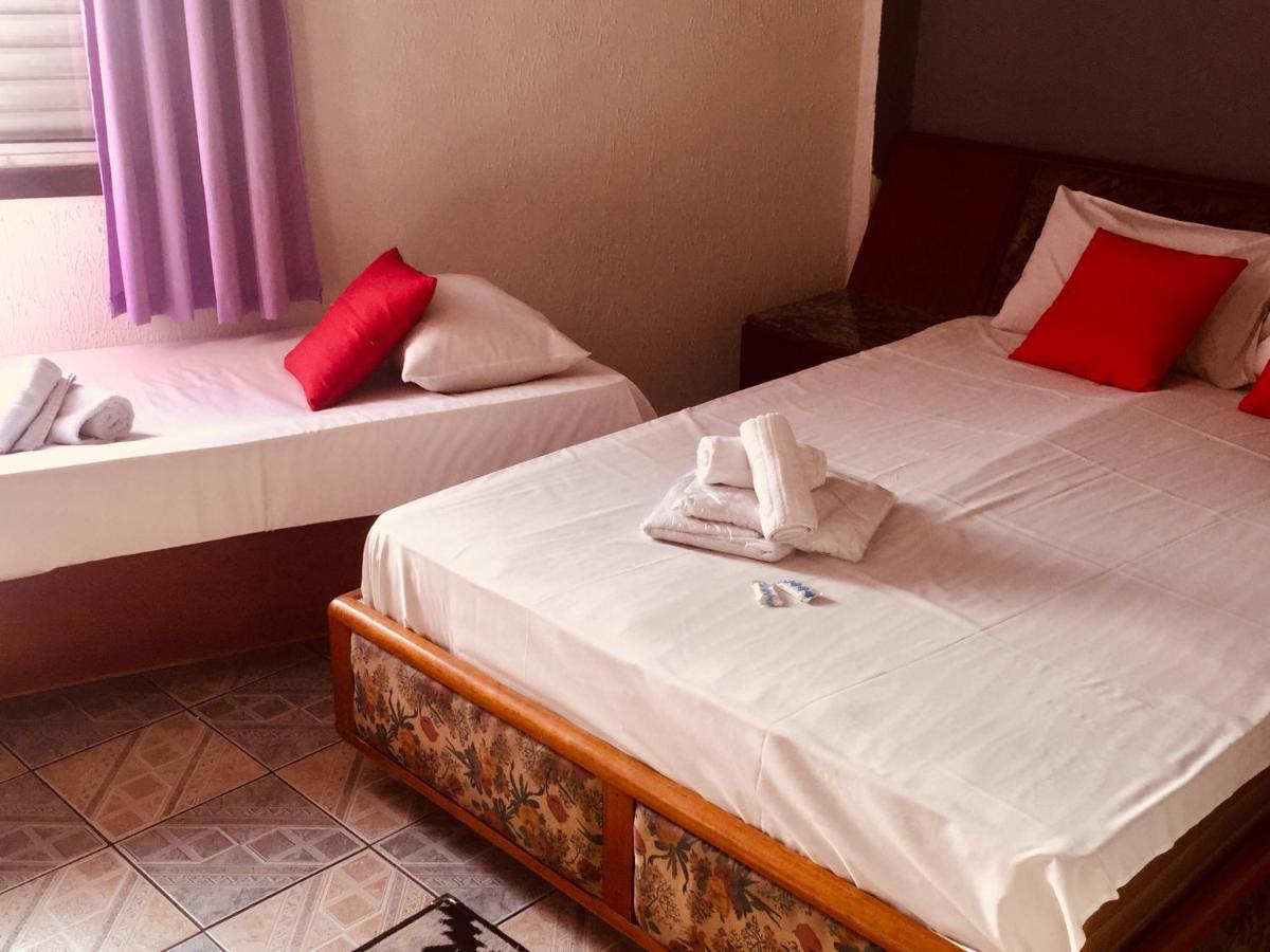 Hotel Cambara Озаску Екстер'єр фото